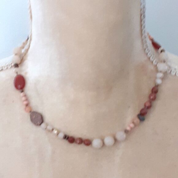 Natural tones sparkly beaded 16" necklace delicate - Picture 2 of 4